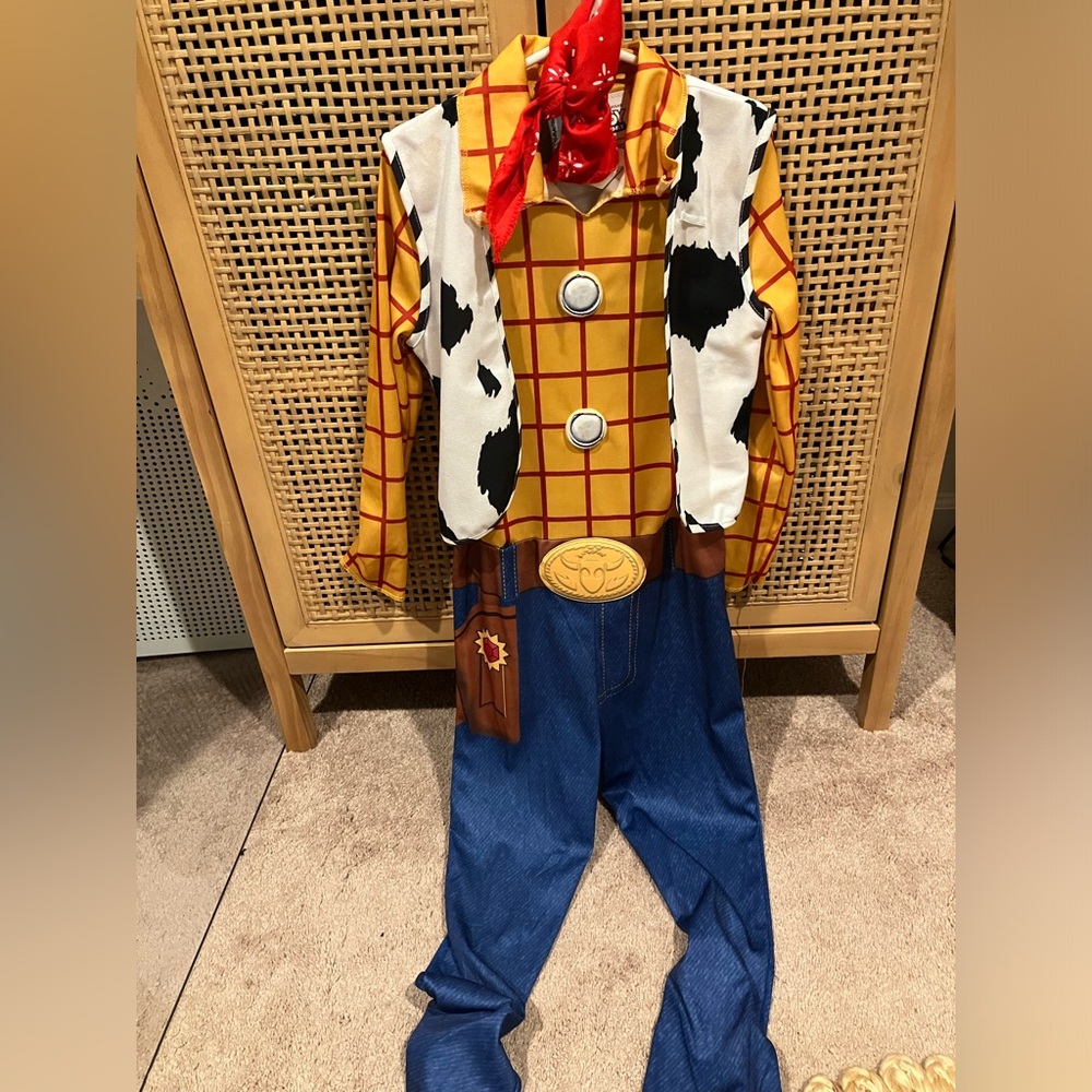 Woody costume Toy Story size 5T